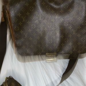 Louis Vuitton messenger bag